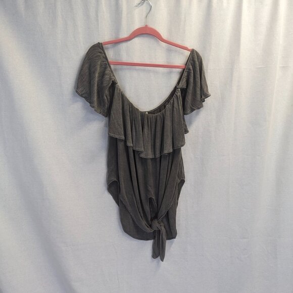 Cherish Size Large Off-Shoulder Gray Tie-Front - Picture 3 of 16